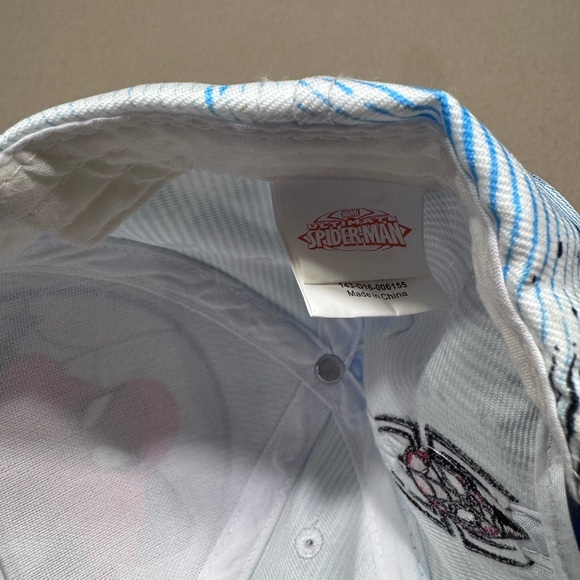 Spiderman Blue Red Dynamic Action Hat - Picture 4 of 4